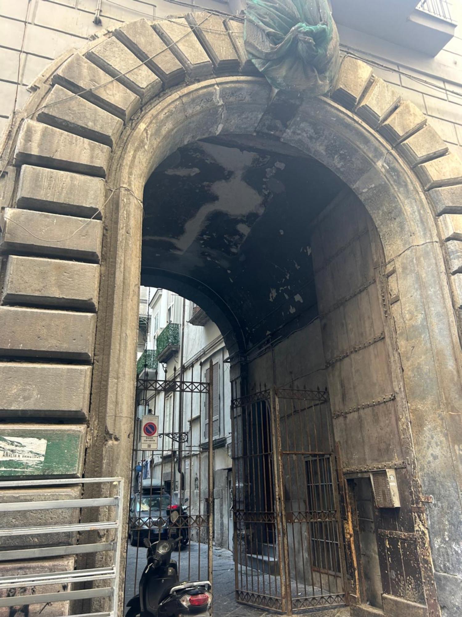 Suite Di Giordy Napoli Centro מראה חיצוני תמונה