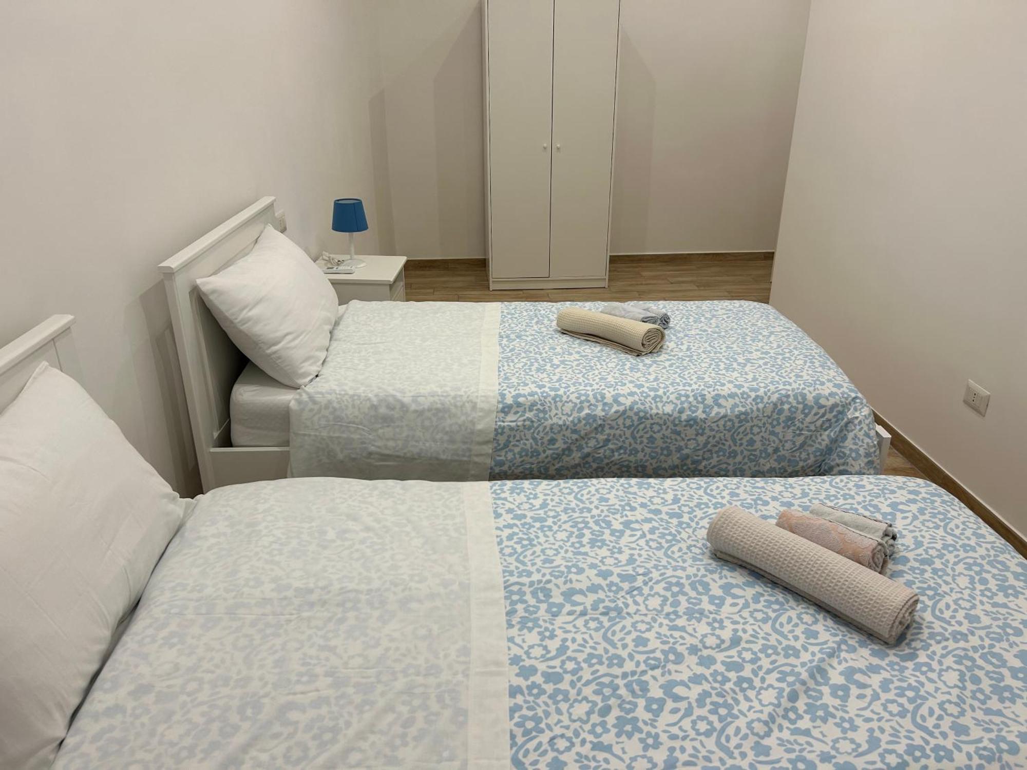 Suite Di Giordy Napoli Centro מראה חיצוני תמונה